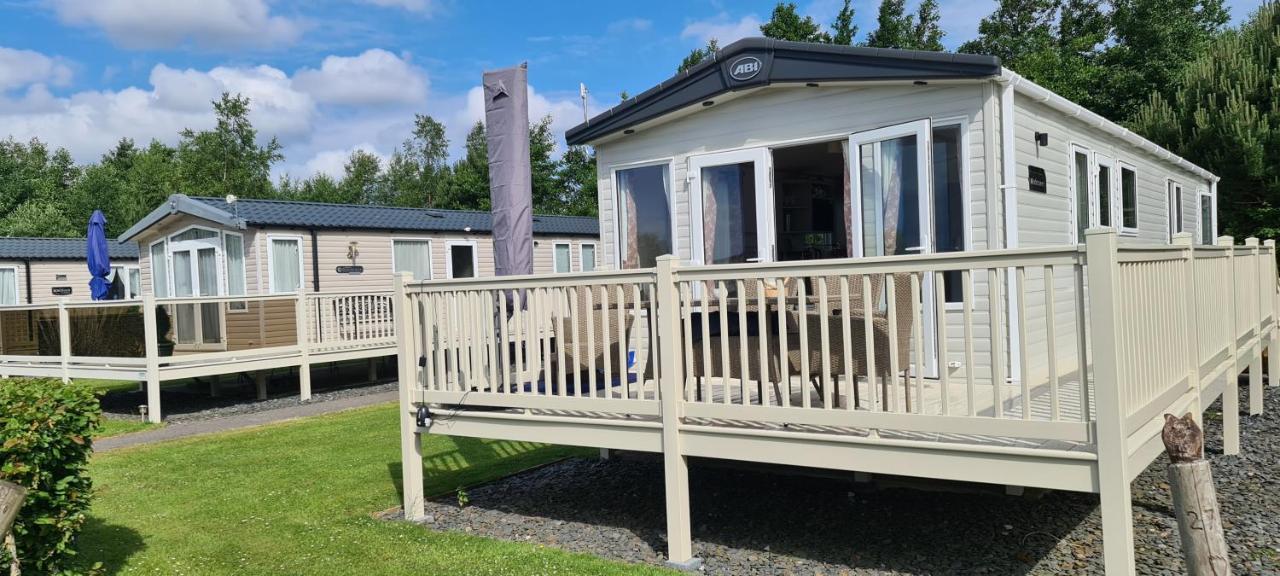 Lake District Prestige Caravan, 3 Bedrooms, Sleeps 8 On Haven Holiday Park Flookburgh Zewnętrze zdjęcie