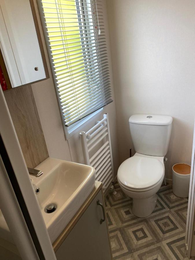Lake District Prestige Caravan, 3 Bedrooms, Sleeps 8 On Haven Holiday Park Flookburgh Zewnętrze zdjęcie